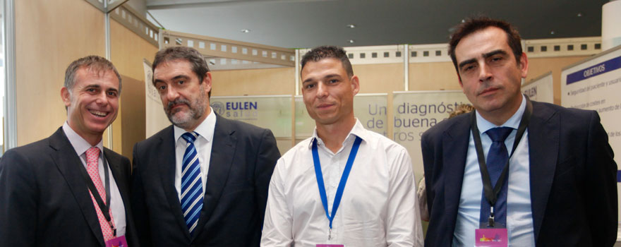 Miguel Ángel Montero, director de Electromedicina de Eulen; José Ignacio Valero, director de Servicios de GE; Carmelo de la Higuera, del Hospital Santos Reyes; y Santos Ruiz, director de Mantenimiento de Eulen.