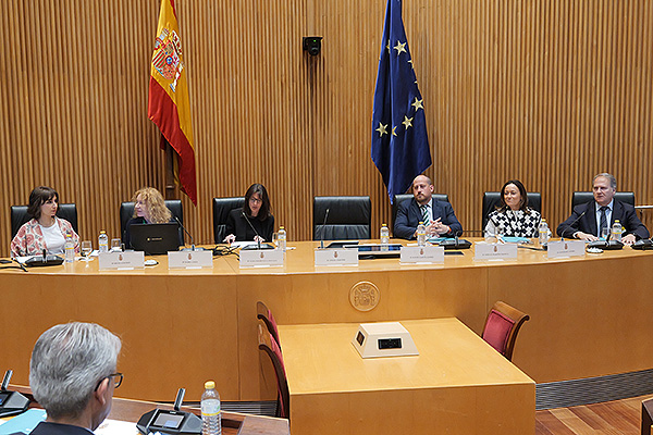 Mesa 'Innovación biofarmacéutica: desafíos sanitarios y panorama de la investigación clínica, preclínica y traslacional en España.