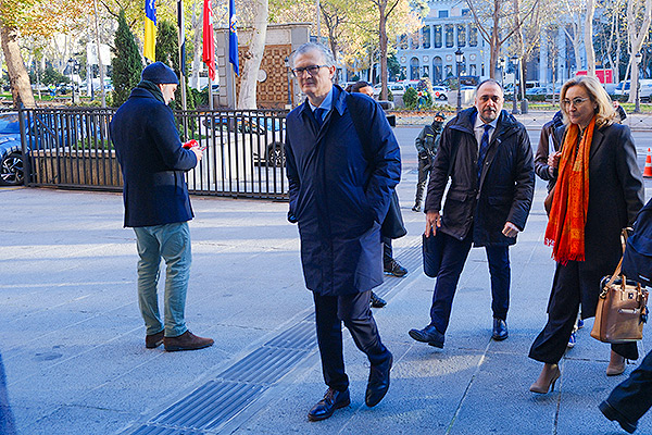 Juan José Pedreño, consejero de Sanidad de la Región de Murcia; y Julio García Comesaña, consejero de Sanidad de Galicia y María Martín, consejera de Salud de La Rioja.