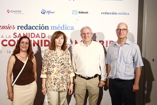 Felisa Mondiero, Patricia González, Emilio Rodríguez y Pedro Luis García, del Hospital de Móstoles.
