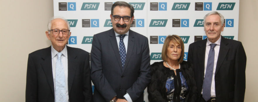 Alfredo Milazzo, presidente de la Fundación Ad Qualitatem, Jesús Fernández, Carmen Rodríguez, y Esteban Imaz, secretario general del Consejo de PSN.