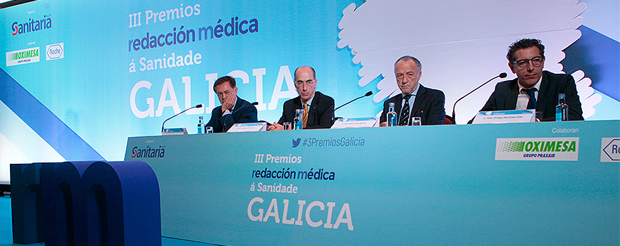 José Ramón Calvo, director general de Oximesa; Jesús Vázquez Almuíña, conselleiro de Sanidade; José María Pino García, presidente de Sanitaria 2000; Iñaki Ortega, regional head manager de Roche Pharma.