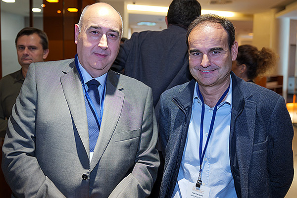 José Manuel Morales, subdirector de Sistemas y Tecnologías para la Salud Servicio Navarro de Salud - Osasunbidea; y Nacho Iriarte, director de Profesionales del Servicio Navarro de Salud - Osasunbidea.