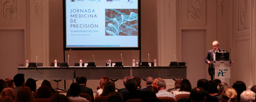 Jesús Fernández Crespo, director del Instituto de Salud Carlos III, durante la inauguración de la jornada. 