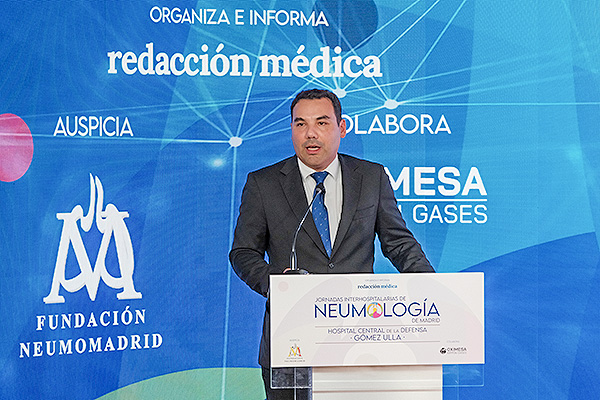 Regulo José Ávila Martínez, adjunto del Servicio de Cirugía Torácica del Hospital Central de La Defensa Gómez Ulla.