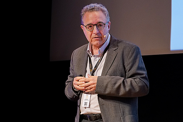 Antonio Moreno, pediatra en la Unidad de Neumología Pediátrica y Fibrosis Quística del Vall d'Hebron. 