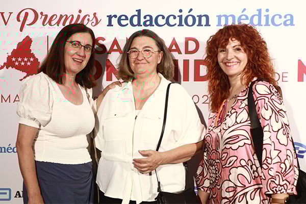 Esperanza Sánchez, directora del Centro de Salud Jaime Vera del Sermas; Yolanda Tender, y Ana Carolina San Pablo, responsable de enfermería del Centro de Salud San Pablo del Sermas.