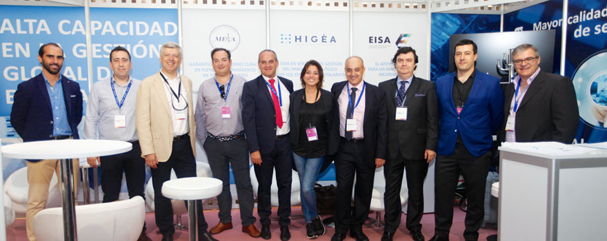 El equipo de EISA junto a su socio fundador, Javier Gregorio López. 