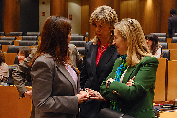 María del Mar Vázquez, Elvira Velasco y Ana Pastor.
