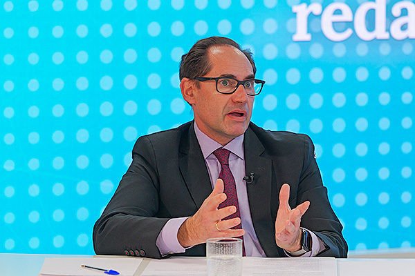 "El sistema sanitario está abocado a un gasto progresivo que si no se aborda, se hará insostenible", ha remarcado José Luis Lázaro.