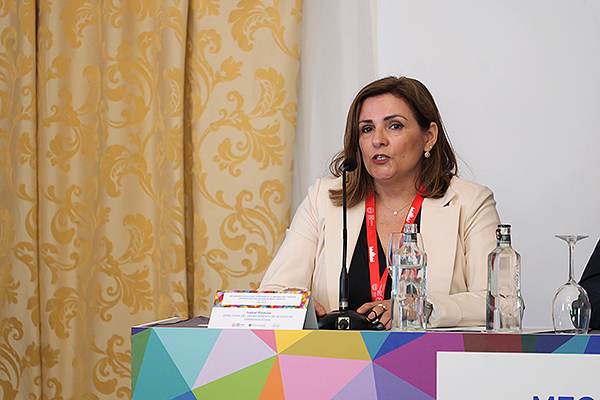 Isabel Pineros, directora del departamento de acceso de Farmaindustria.