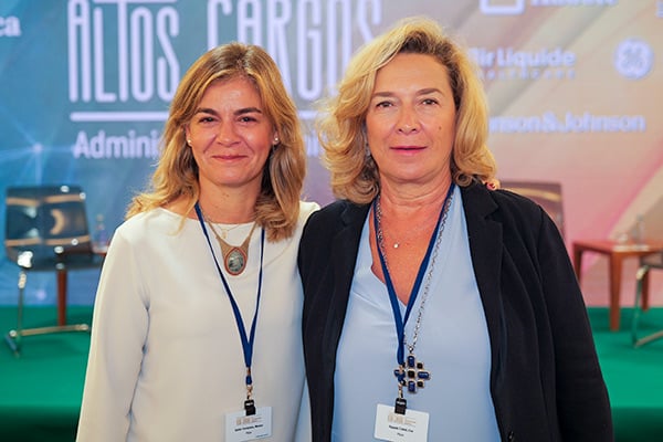 Mamen Salido, coordinadora de Acceso Regional de Pfizer y Eva Rapado.