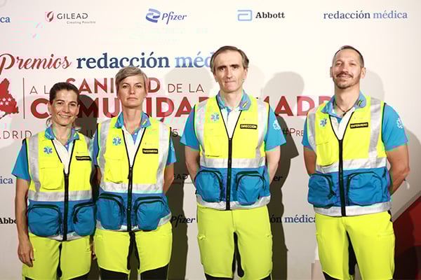 Mikel García, subdirector de Enfermería de SUMMA 112; Y Elena Gómez, María Bolivar y Gabriel Díaz, enfermeros de SUMMA 112.