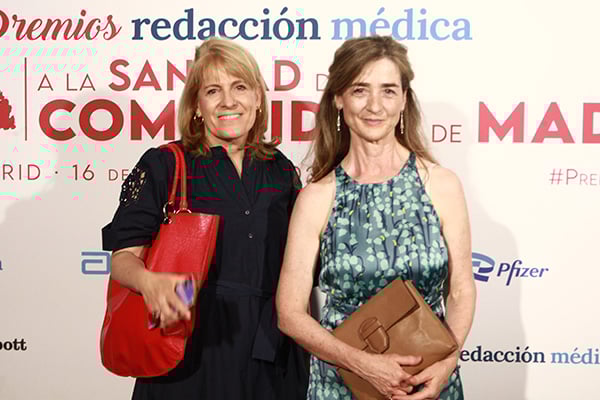 Olga Arroyo, jefa de Servicio de Rehabilitación y Medicina Física del Hospital Gneral Gregorio Marañón; y María Teresa Vara, jefa de Servicio de Rehabilitación del Hospital Niño Jesús.