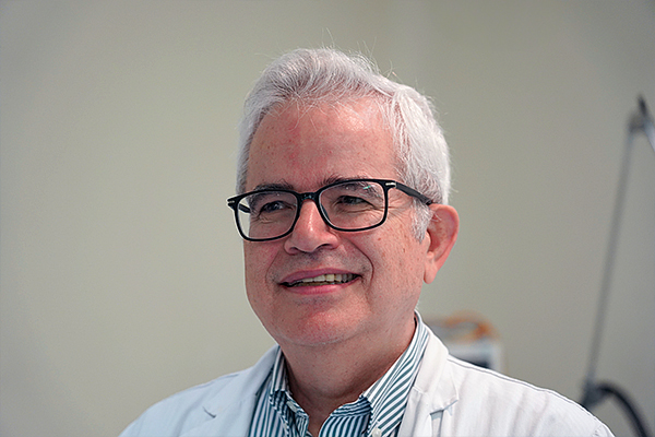 Antonio Salinas, químico e investigador de la Facultad de Farmacia de la Universidad Complutense de Madrid
