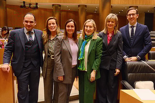 Foto de familia del grupo popular en la Comisión de Sanidad.