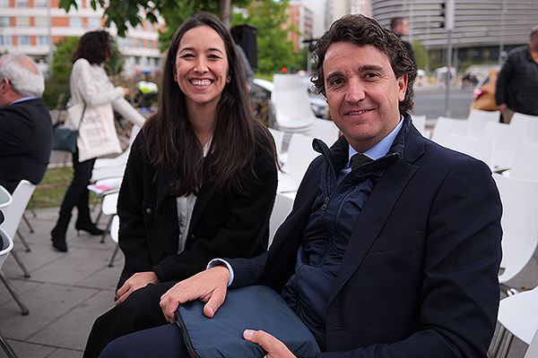 Carmen Ansótegui, directora de Comunicación de Fenin y Pablo Crespo, secretario general de Fenin. 