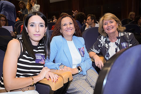 Anna Salazar, directora de Acceso al Mercado en BioCryst; María Eugenia González, directora de Government Affairs en Aflofarm; y Gloria Tapias, directora ejecutiva de Get Access Consulting Spain.