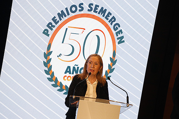 Ana Pastor, portavoz del PP en la Comisión de Sanidad del Congreso y exministra de Sanidad.