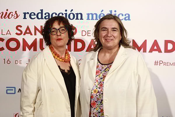 Susana Álvarez Gómez, jefa de la Unidad técnica de la Subdirección General de Inspección Médica y Evaluación en la Consejería de Sanidad de Madrid; y Lourdes Betegón Nicolás, director de Acceso al Mercado de Abbott Diabetes.