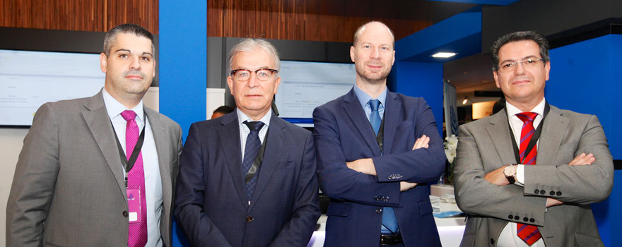 Miembros del equipo de GEE en el congreso, de izquierda a derecha: Gustavo Frailes, director regional de Castilla y León; Tomás Ruiz, vicepresidente; Alberto López-Rosa, director adjunto; y Emiliano Cófreces, director regional.