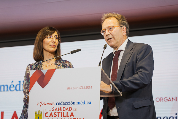 Almudena Avendaño Céspedes, enfermera coordinadora de la Unidad de Investigación de Geriatría del Hospital de Albacete; y Pedro Abizanda Soler, jefe del Servicio de Geriatría del Hospital de Albacete.