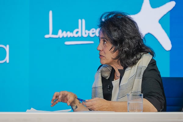  Ana Cabrera Cifuentes, directora General de la Asociación Española de Apoyo en Psicosis (AMAFE). 