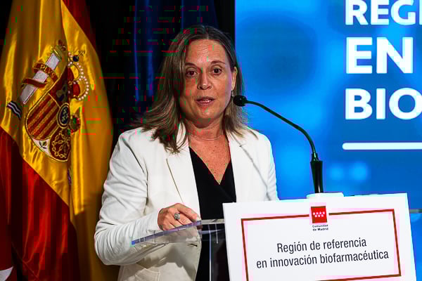 Fina Lladós, Presidenta de Farmaindustria.