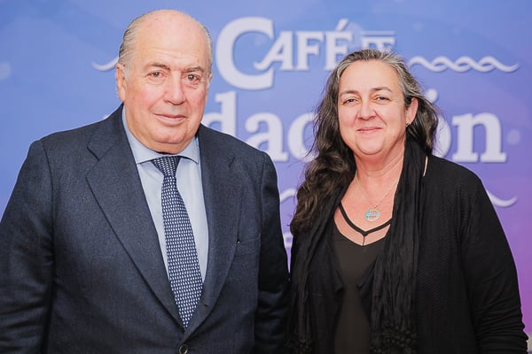 Ricardo De Lorenzo, presidente de De Lorenzo Abogados; y Aurora Araujo, supervisora de Fisioterapia en la Unidad de Rehabilitación y Medicina Física del Hospital Universitario Fundación Alcorcón.