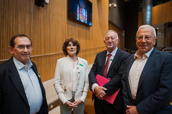 Javier Hernández, Instituto de Estudios Fiscales; Beatriz González, José R. Repullo y Vicente Ortún.