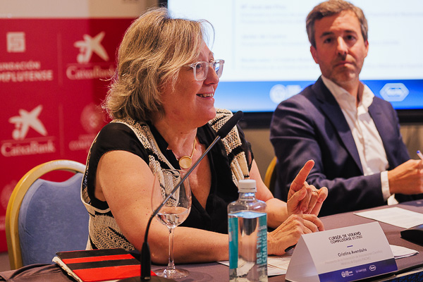Cristina Avendaño, presidenta de la Federación de Asociaciones Científico Médicas de España (FACME).