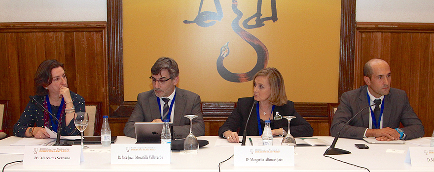 Mercedes Serrano, profesora de Derecho Constitucional de la Universidad de Castilla-La Mancha; José Juan Moratilla, Business Manager en Syngo Siemens; Margarita Alfonsel; y Manuel Melara, director de Desarrollo de Negocio de e-Health en Ikusi.