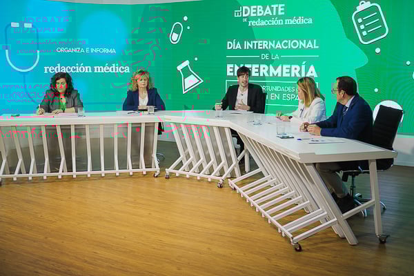 Los representantes de Enfermería apuestan por mejorar el sistema de contratación en la profesión