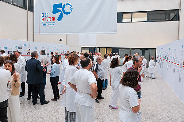 La exposición sobre la historia del Hospital 12 de Octubre.