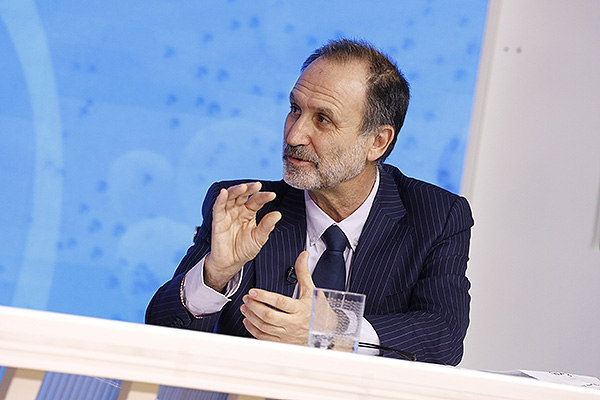 Fernando Rivera, jefe del Servicio de Oncología Clínica del Hospital Marqués de Valdecilla y presidente del Grupo de Tratamiento de los Tumores Digestivos.