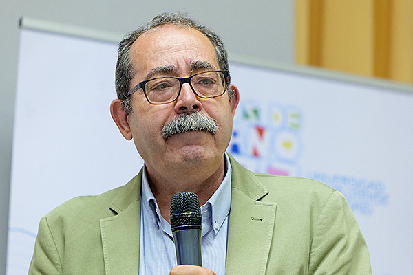 Francisco Atienza, médico de Atención Primaria en el Centro de Salud El Porvenir.