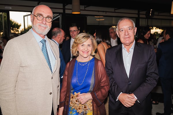Jesús Sanz, presidente de ANDE; Elena Gazapo, rectora de la Universidad Europea de Madrid; y  José Soto, presidente de Sedisa.