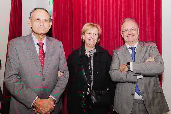 José Polo, Pilar Rodríguez-Ledo, presidenta de SEMG; y Refael Mico, vicepresidente de Semergen.