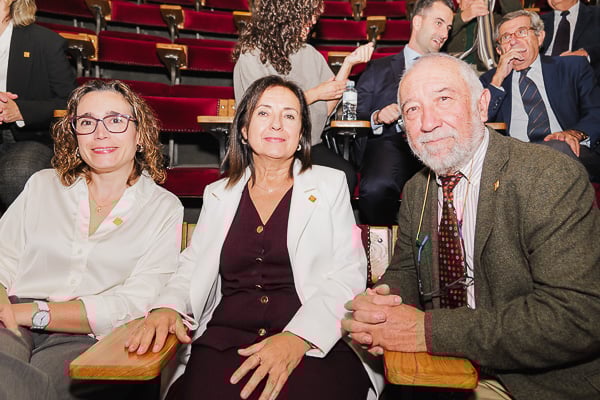 Celia Cols Sagarra, vicesecretaria de la Junta Directiva Nacional de Semergen; María José Gamero Samino, responsable del Área de residentes y de tutores de Semergen; y Alfonso Barquilla García, extesorero de la Junta Directiva de Semergen.
