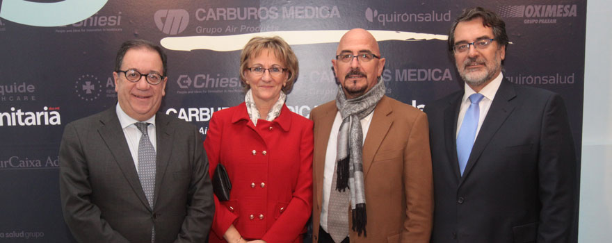 Cecilio Venegas, presidente del Colegio de Farmaceuticos de Badajoz; Lourdes Martínez, César Pascual y Fernando Jou, gerente del Hospital Virgen de la Poveda.