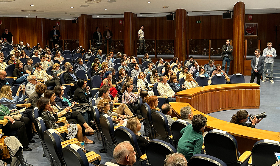 Aspecto de la sala durante el acto de presentación del Comisionado de Salud Mental.