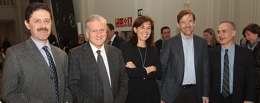 Pablo L. Ortiz Romero; Valentín Fuster; Carmen Vela; José Ramón Arribas, jefe de Sección de Medicina Interna en el Hospital La Paz; Jesús Fernández Crespo.