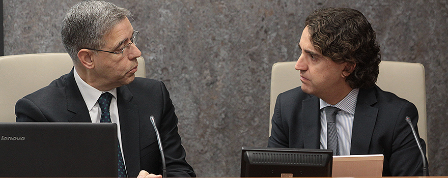 Jaime Vives y Pablo Crespo charlan antes de la inauguración de las Jornadas.