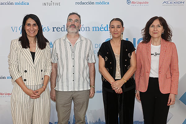 Yolanda Triñanes, jefa de Servicio de Atención a la Salud Mental de Dirección General del Sergas; Francisco Facal, instructor del programa YAM; Almudena Díaz, subdirectora general de Atención a la Salud Mental del Sergas; Mar Estévez, subdirectora general de Gestión de Fondo Social Europeo de la Consejería de Sanidad de la Junta de Galicia.