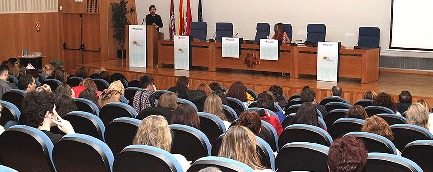 Ponencia sobre 'Tratamiento en red de los Trastornos de Conducta en adolescentes con TDAH'.