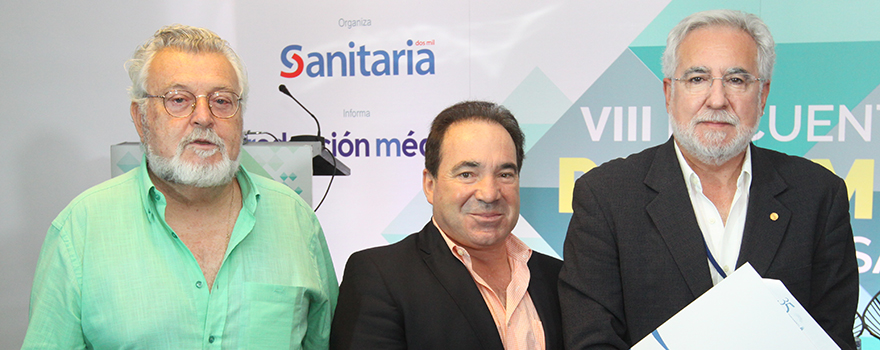 Pedro Manuel Hernández, exsenador del Partido Popular, Rafael Vicente, vocal del PP en la Comisión de Salud en el Parlamento de Andalucía, y Miguel Ángel Santalices.