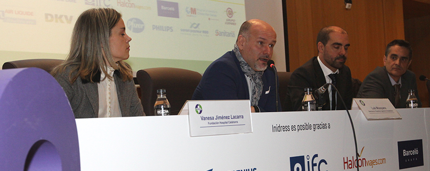 Luis Mosquera ha moderado la mesa sobre impacto medioambiental de la actividad hospitalaria.