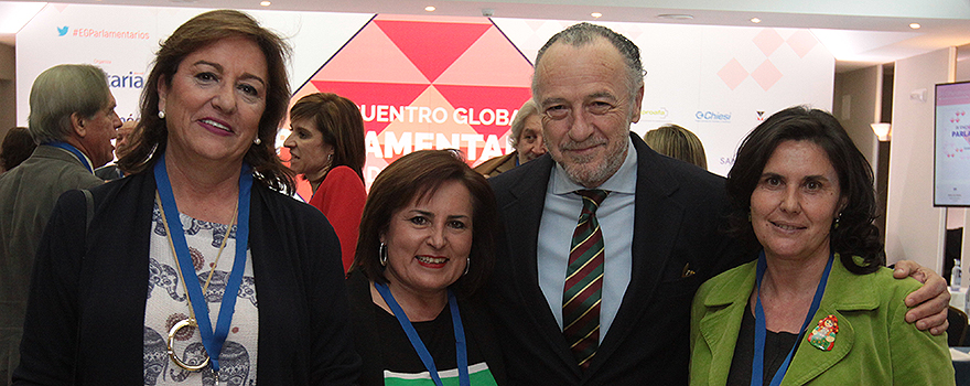 Consuelo Rodríguez, diputada de la Asamblea de Extremadura; Francisca Rosa Romero, diputada de la Asamblea de Extremadura; José María Pino y María Felisa Cepeda, diputada de la Asamblea de Extremadura.