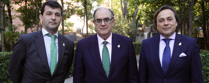 Álvaro Basilio, director de Comunicación y Marketing de AMA; Luis Campo, presidente de AMA, y Francisco Herrera, secretario general de AMA.