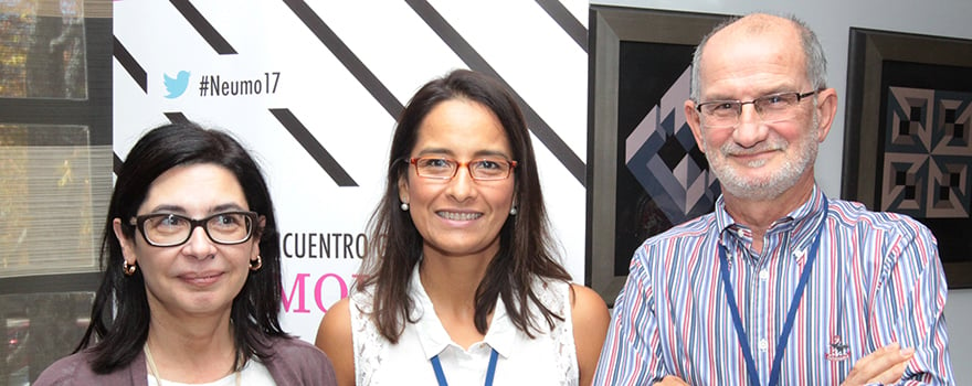 Silvia García, del Hospital de León; Yolanda Dorado, de Novartis y Miguel Barrueco.